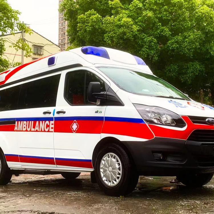 利国镇重症监护救护车出租护送返乡